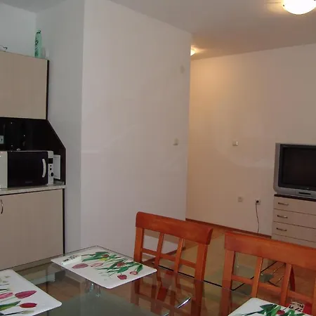 Apartcomplex Vista Del Mar 1 מלון דירות רבדה