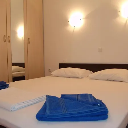 מלון דירות Apartcomplex Vista Del Mar 1 רבדה